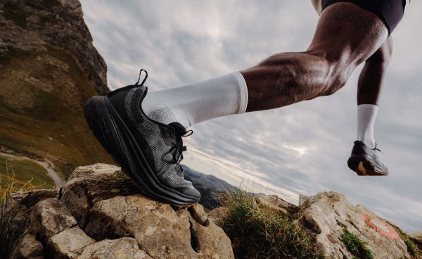 Men's Roam Trail Running Shoe  |  Alloy/Naval Academy